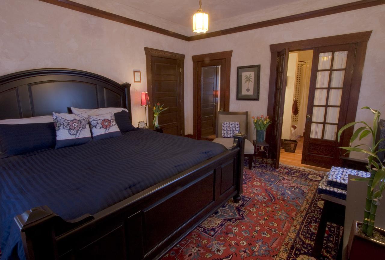 Blossom'S Bed And Breakfast มิสซูลา ภายนอก รูปภาพ